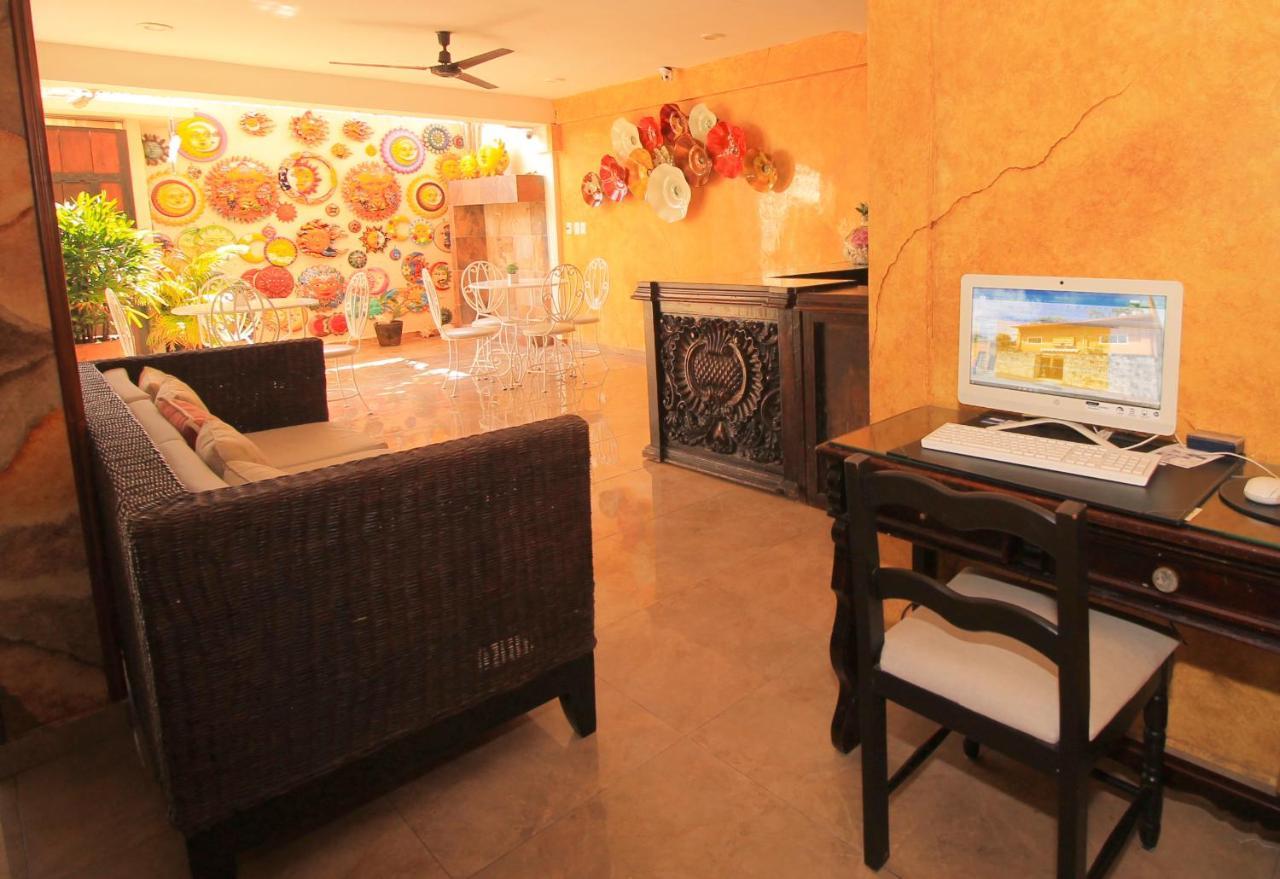Papagayo Hotel Boutique Playa del Carmen Kültér fotó The interior of a typical hotel room